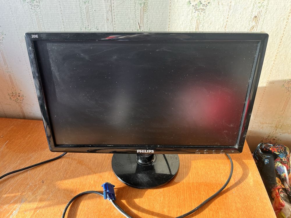 монитор PHILIPS 201E1