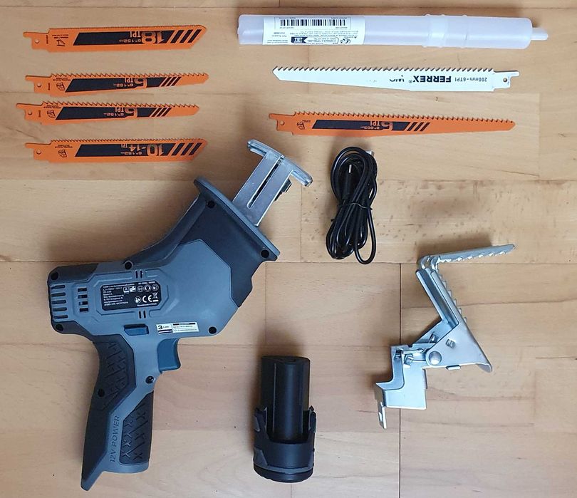 Nowa akumulatorowa piła szablasta FERREX