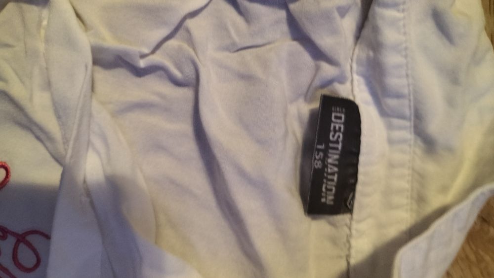 Spodenki biała koszula destination 158