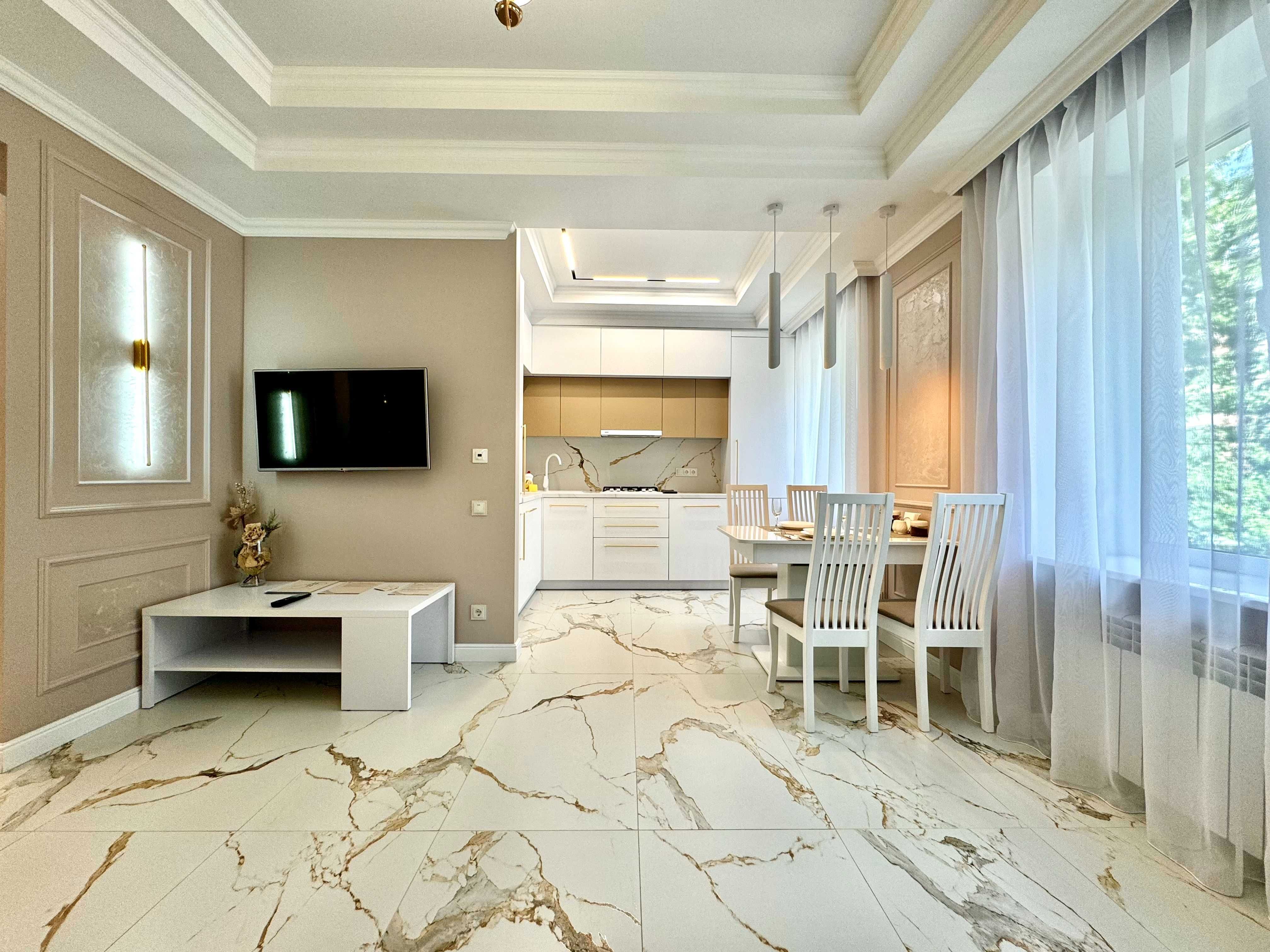 ApartPoltava Розкішна студія на Соборності, ТОП апартаменти. Банк. чек