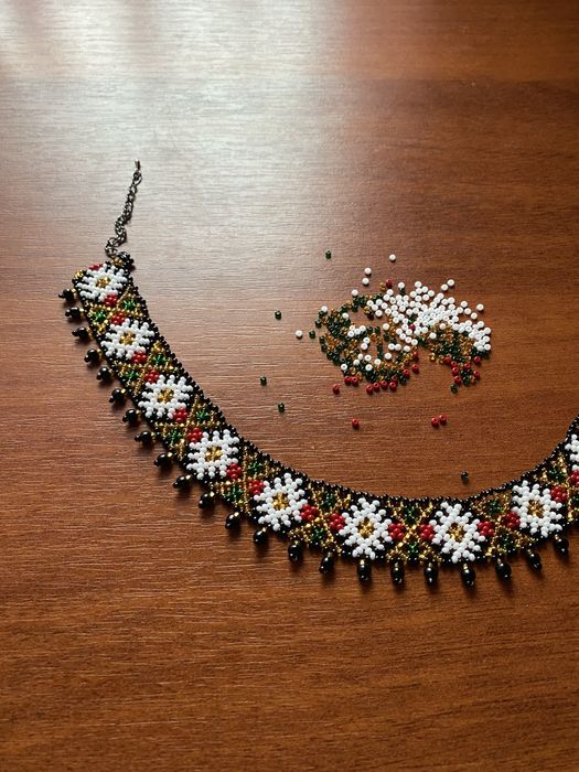 Силянка, криза, гердан, намисто, вироби з бісеру