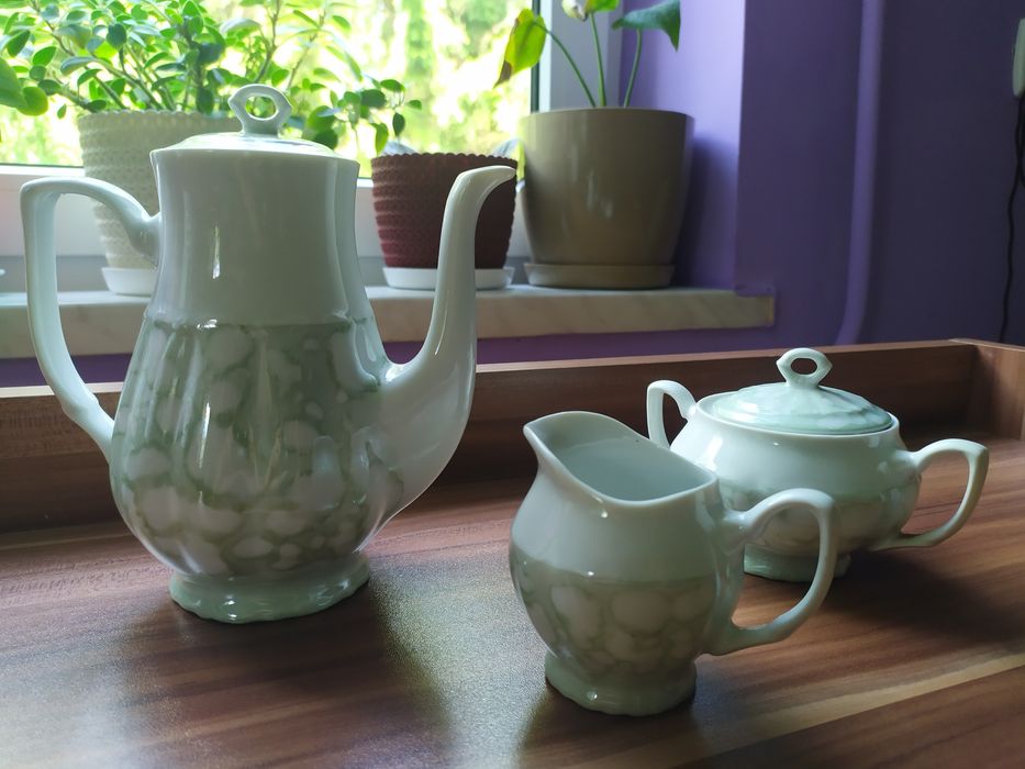 Zestaw serwis dzbanek cukiernica dzbanek na mleko