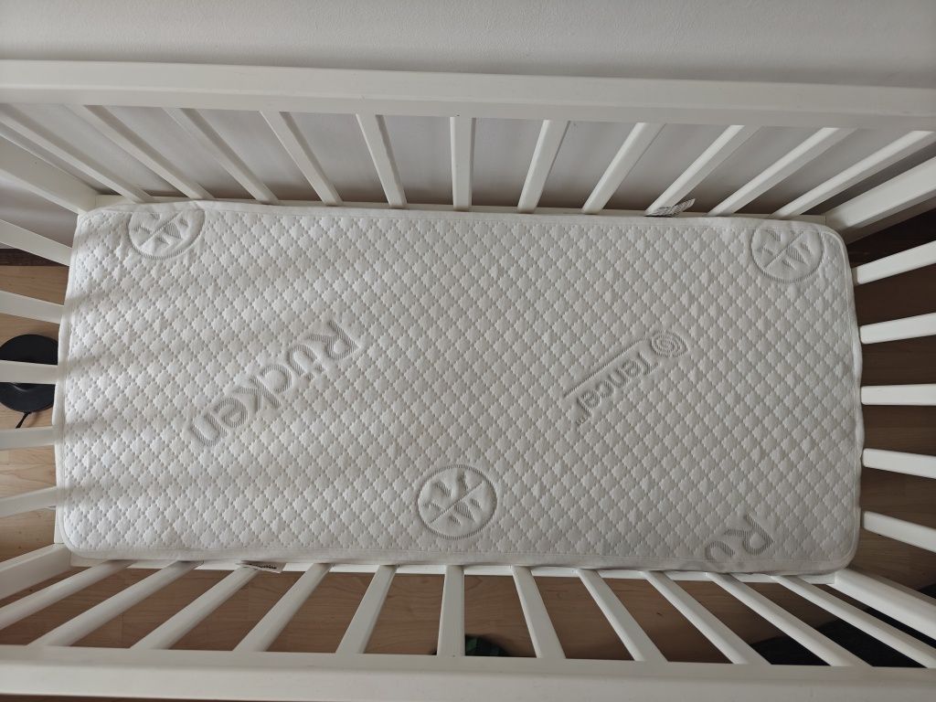 Dostawka Woodies biała z materacem