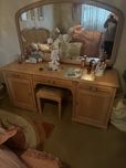 Conjunto de quarto em madeira solida de fabrica do norte ,