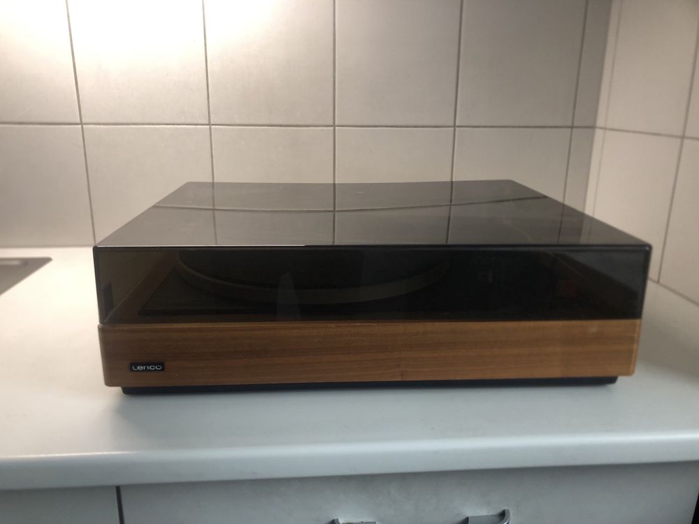Sprzedam gramofon Lenco L 82