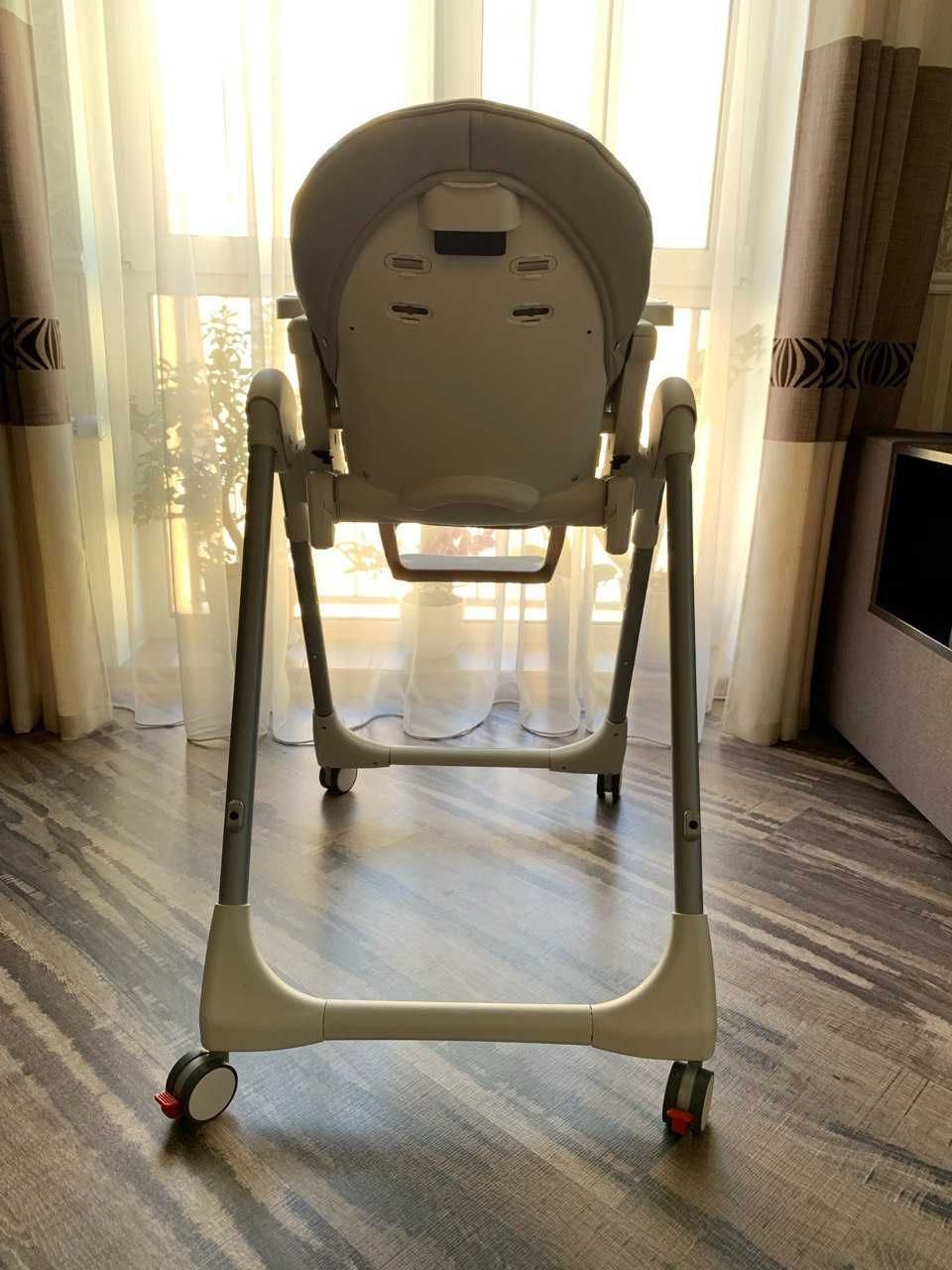 Стілець для годування Peg Perego Prima Pappa follow me