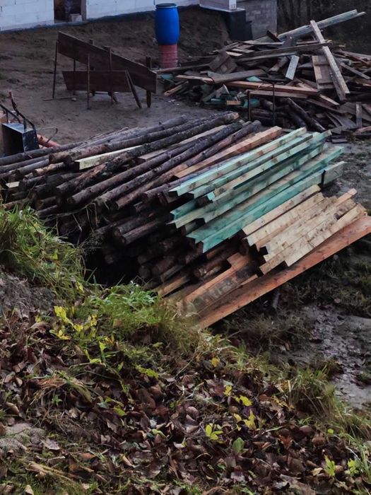 Stemple budowlane 2.7-4m   240szt