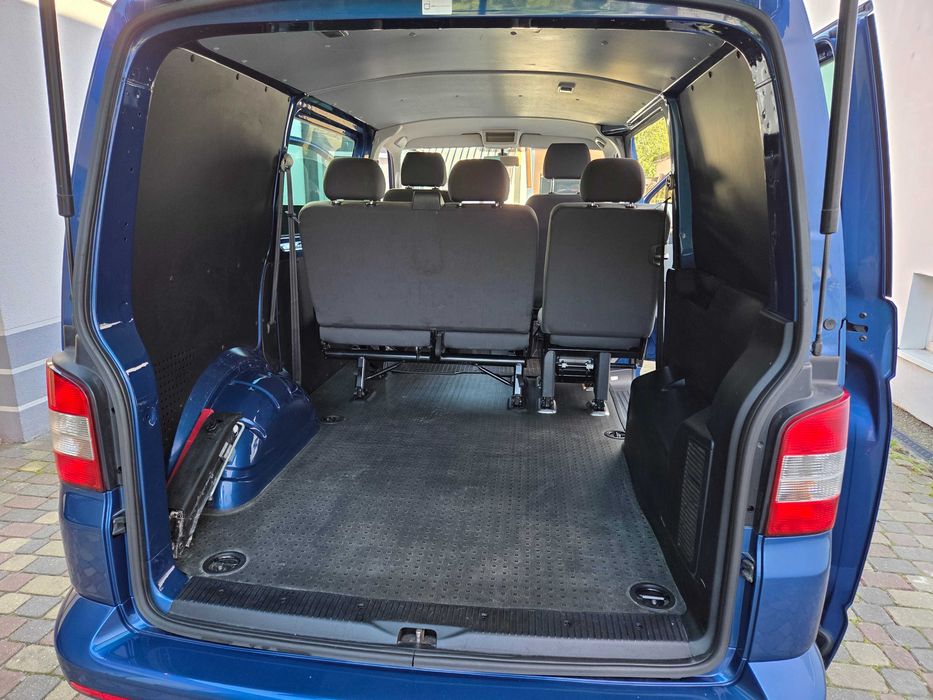 Volkswagen Transporter T5 Bezwypadkowy