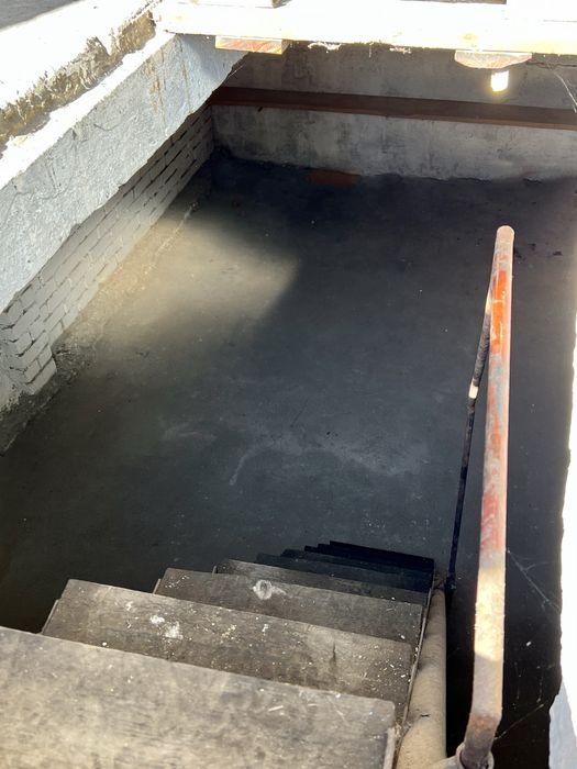 Камяний гараж з великим підвалом 28 мкв