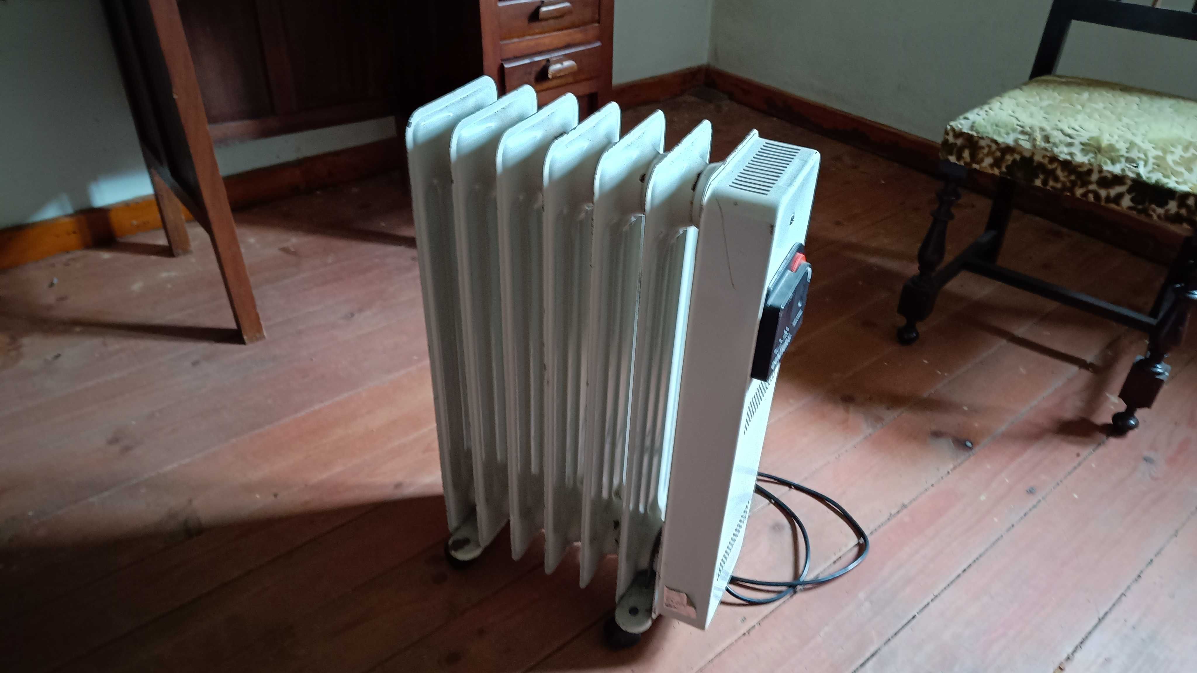 Aquecedor a oleo 1500w Century