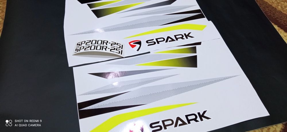 Наклейки на мотоцикл Спарк spark sp200r 25i
