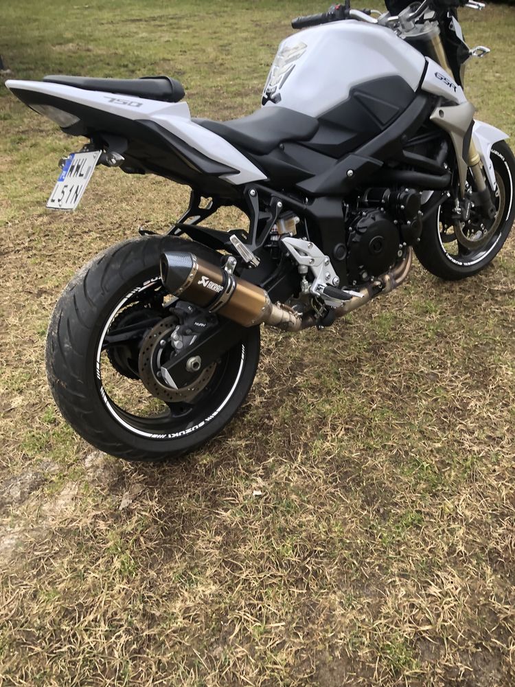 Suzuki GSR 750 Rok2012r