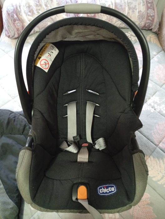 Cadeirinha "ovinho Chicco