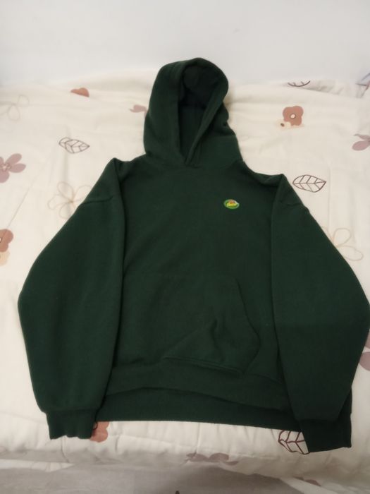 Sweat Pull&bear verde com símbolo atrás e a frente (ouversise)