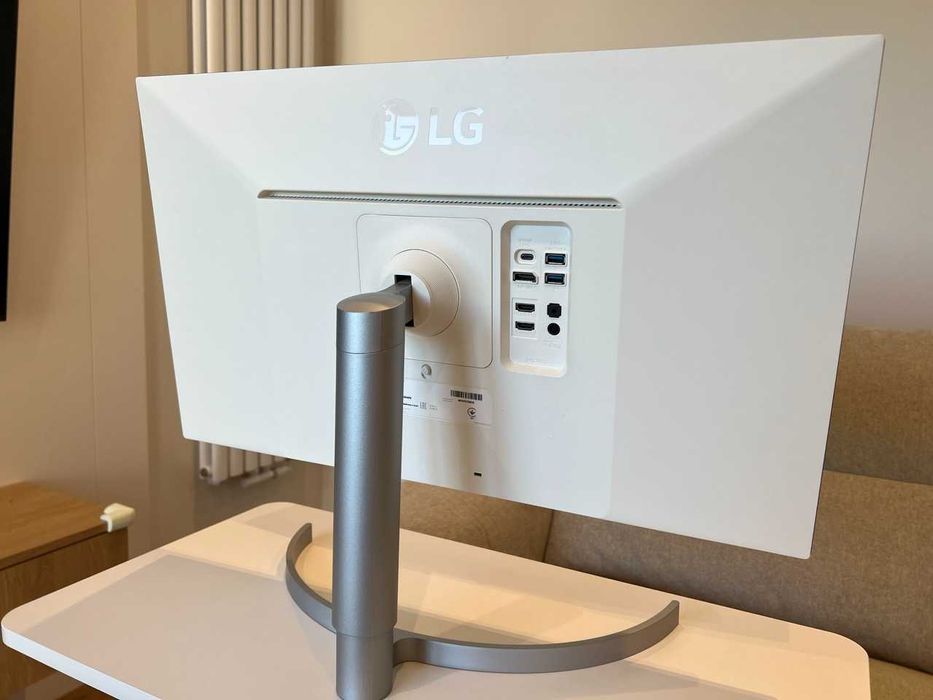 Monitor LG UltraFine 27UK850-W 4k IPS USB-C HDR w doskonałym stanie