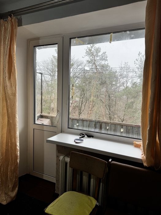 Терміново продам 2-х кімнатну в центрі міста