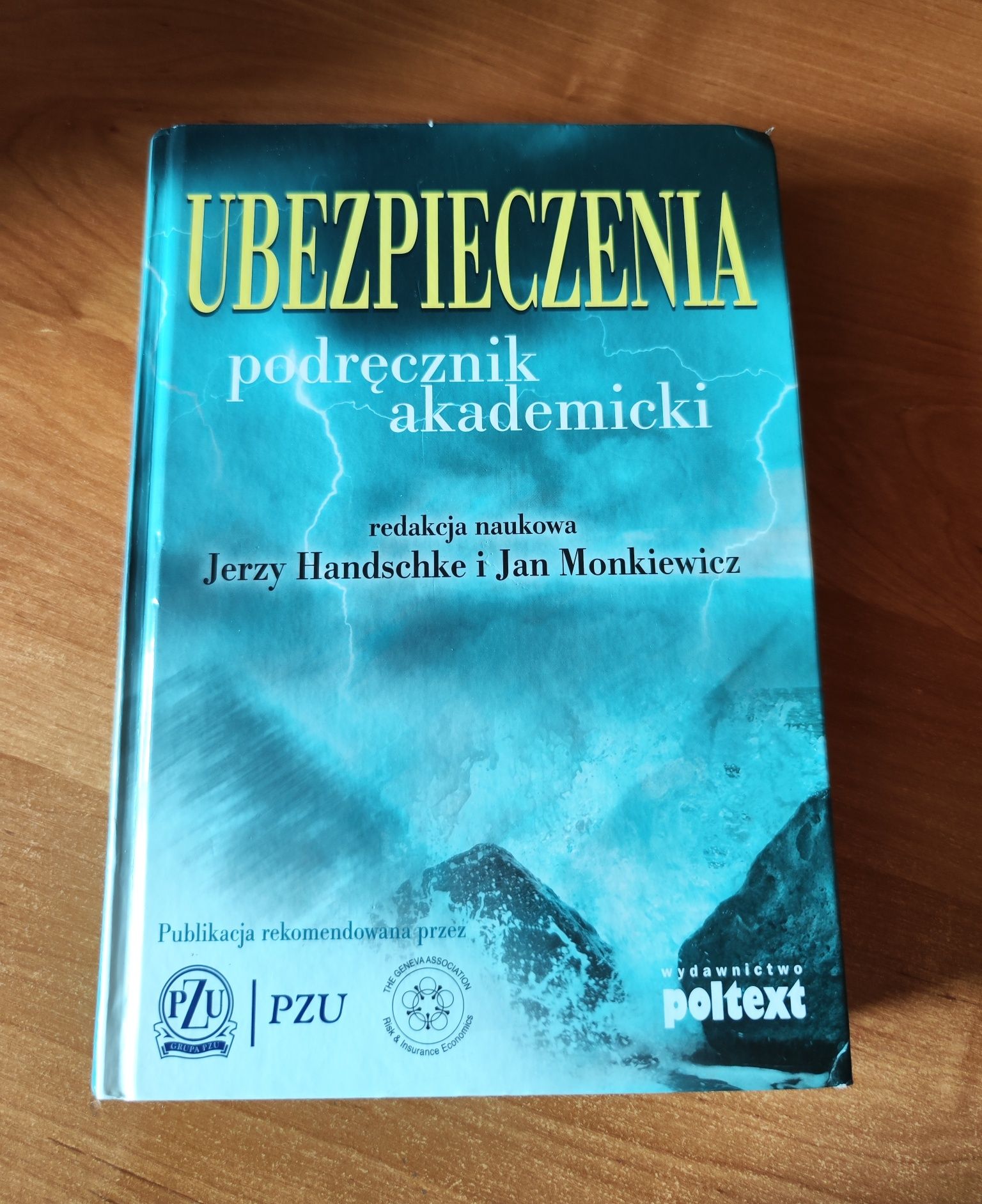 Ubezpieczenia podręcznik akademicki