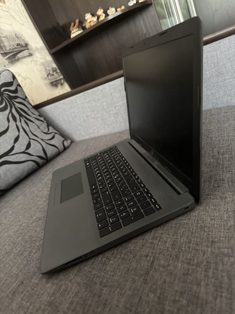 Ноутбук HP 255 G7