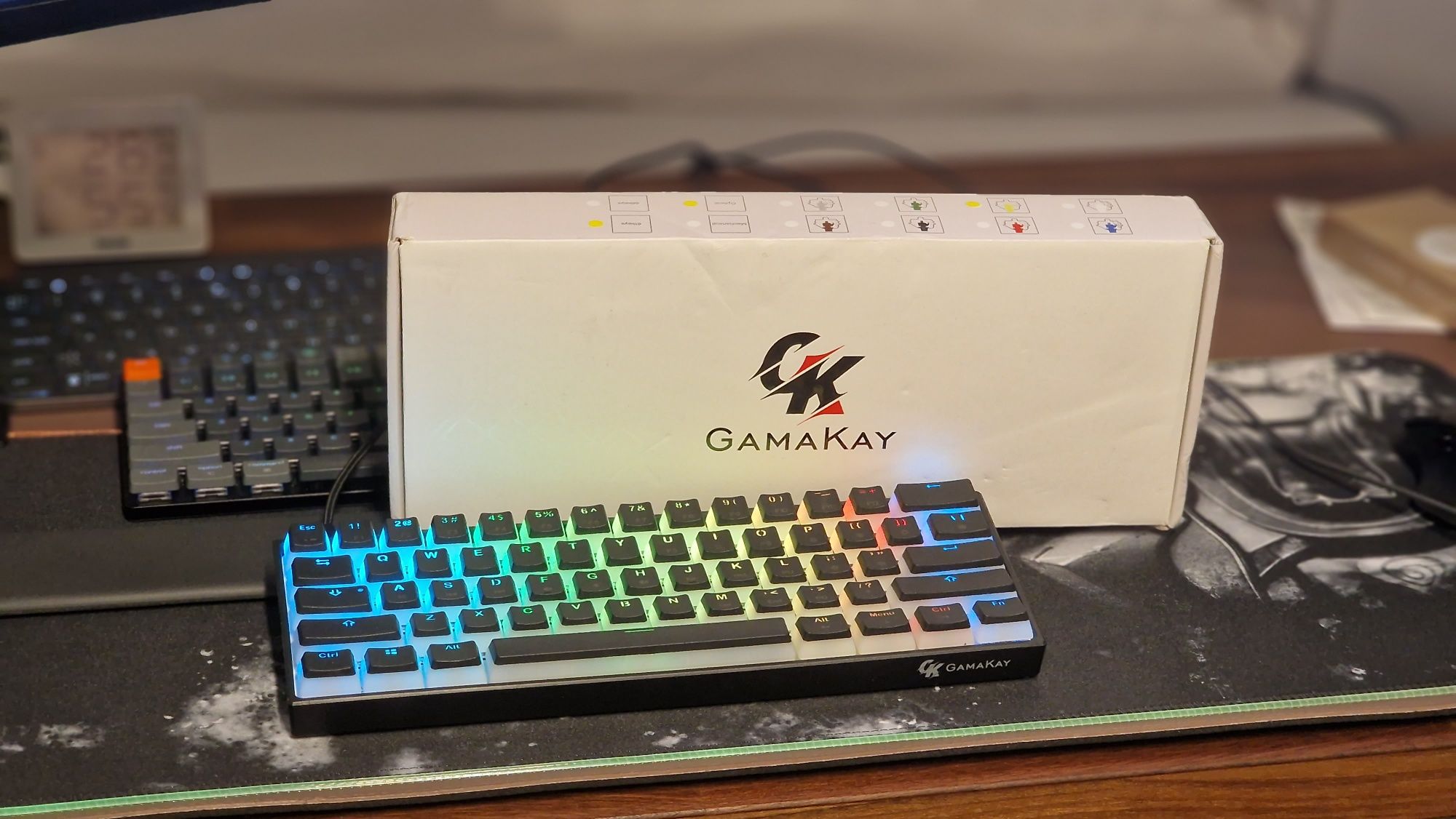 Klawiatura mechaniczna dla graczy Gamakay K61 yellow pudding