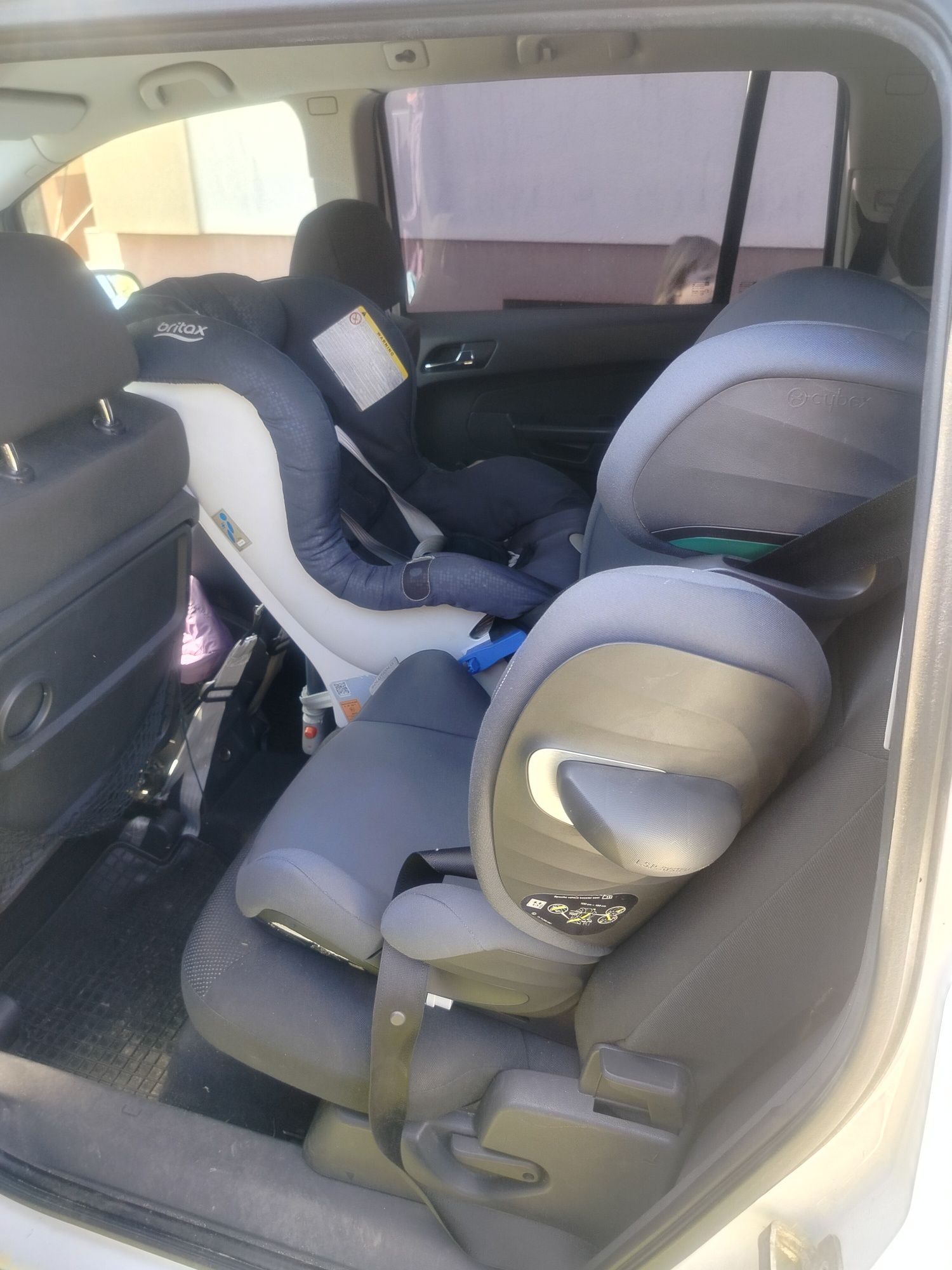 Sprzedam Opel Zafira 1.9 CDTI