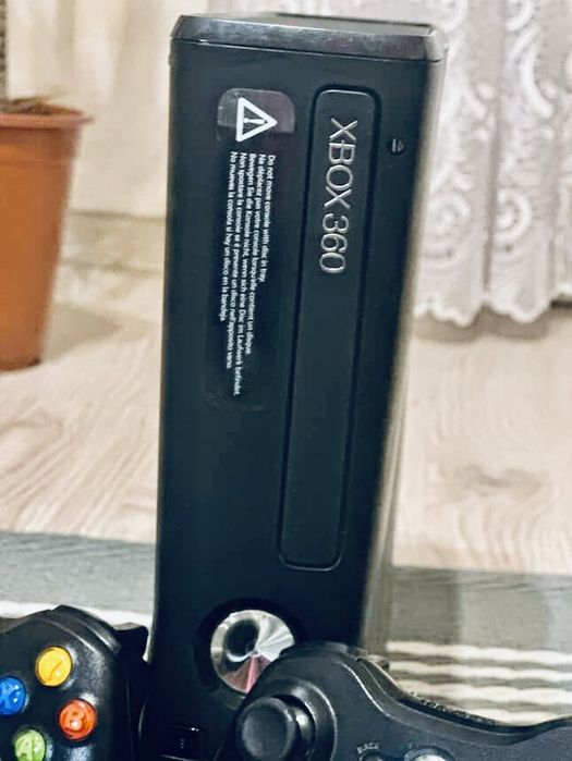 Xbox 360 в дуже доброму стані