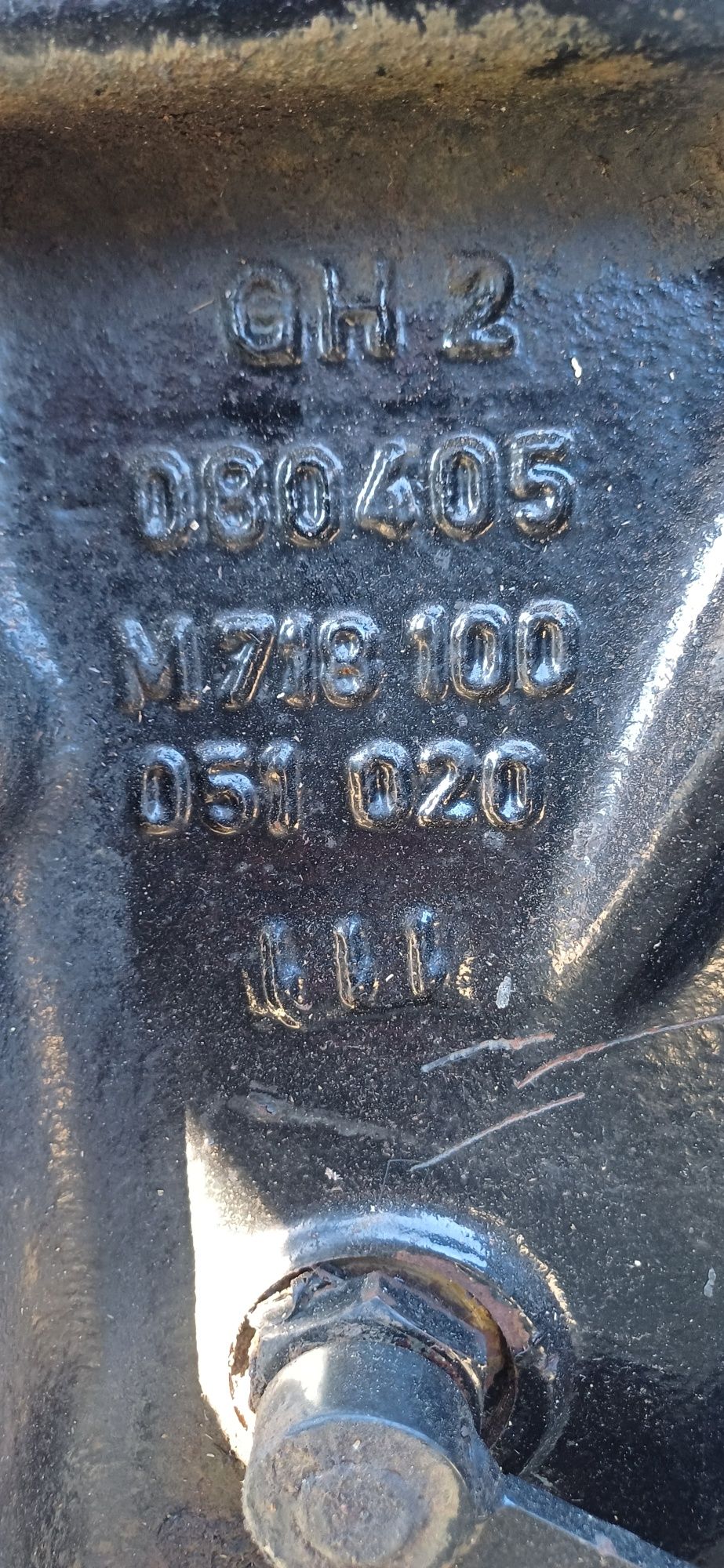 Tuz  7485 Massey Ferguson 6485 silnik sisu części most 7495 oś części