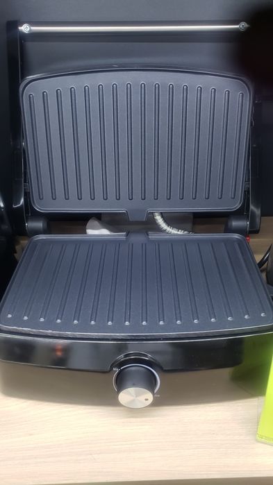 Продам гриль контактний