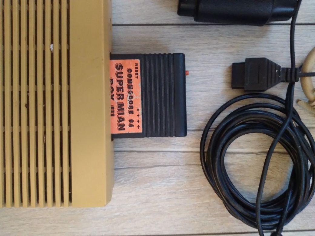 COMMODORE 64 personal
