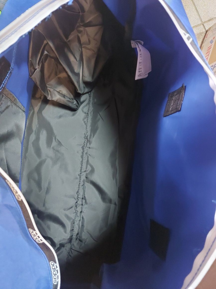 Спортивна сумка унісекс adidas 4ATHLTS Duffel Bag Medium.