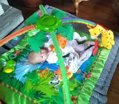 Mata edukacyjna interaktywna Fisher-Price Dzungla