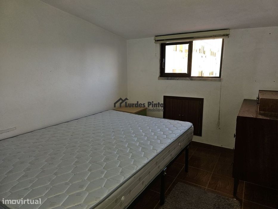 T1 - Estudio no centro de Castelo Branco