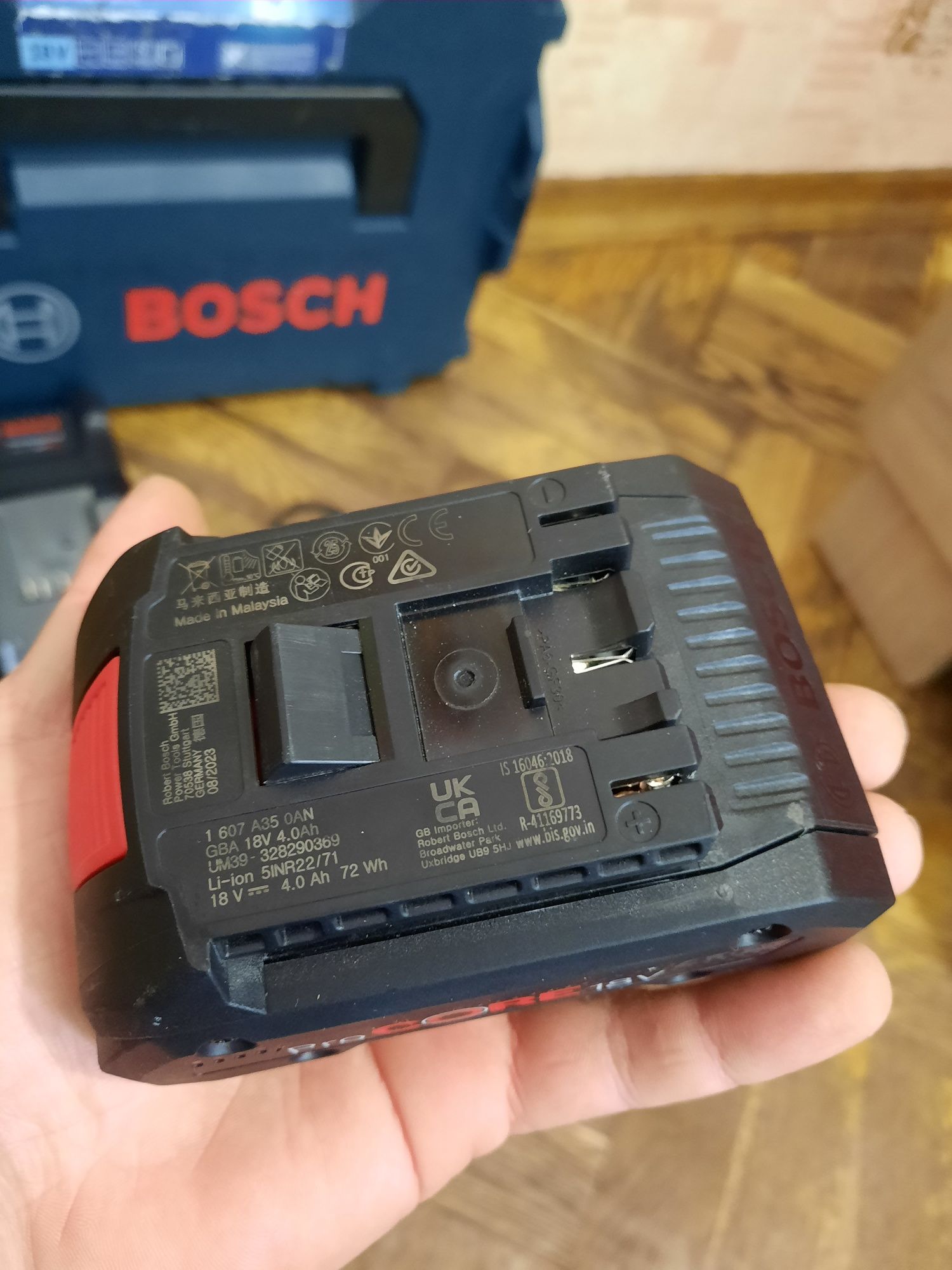 Комплект!!Безщітковий шуруповерт Bosch GSR 18V-110 C+акб(4аг)+з/у+кейс