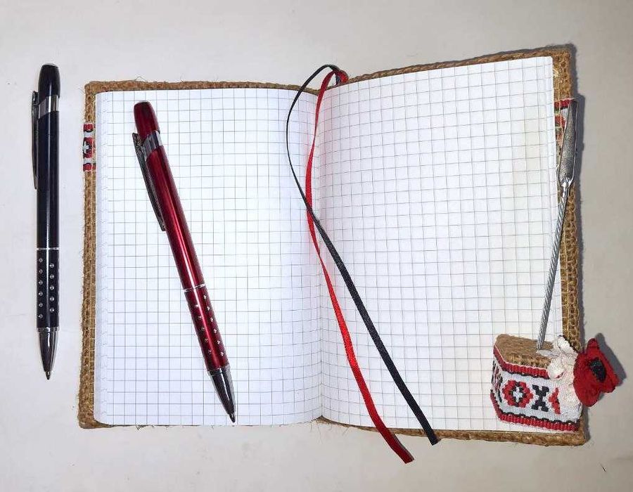 Подарочный набор "Вышиванка" - блокнот А6, 2 ручки, держатель визиток