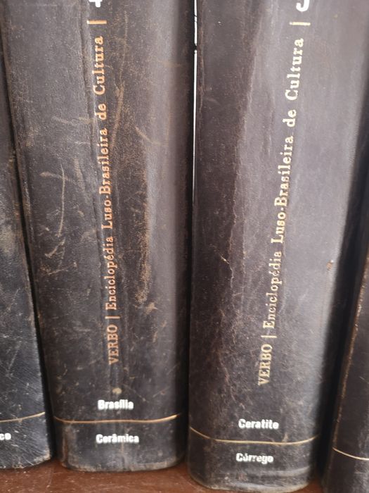 Vendo vários livros faça a sua oferta por tudo