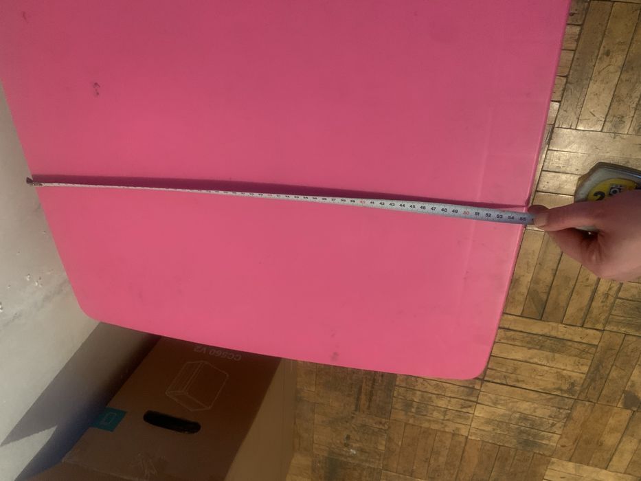 Дитячий столик та стільчики . Зростаюча парта .