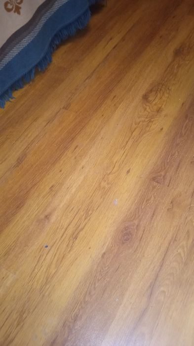 Ламинат новый остатки около30 м2