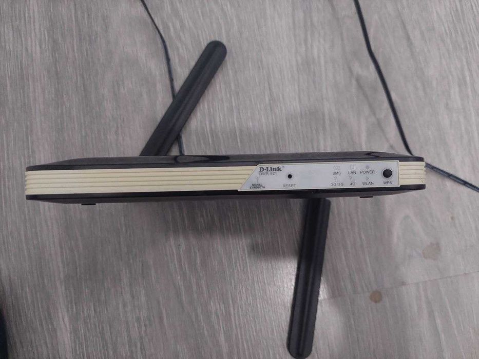 Router D-Link DWR-921 4G LTE.