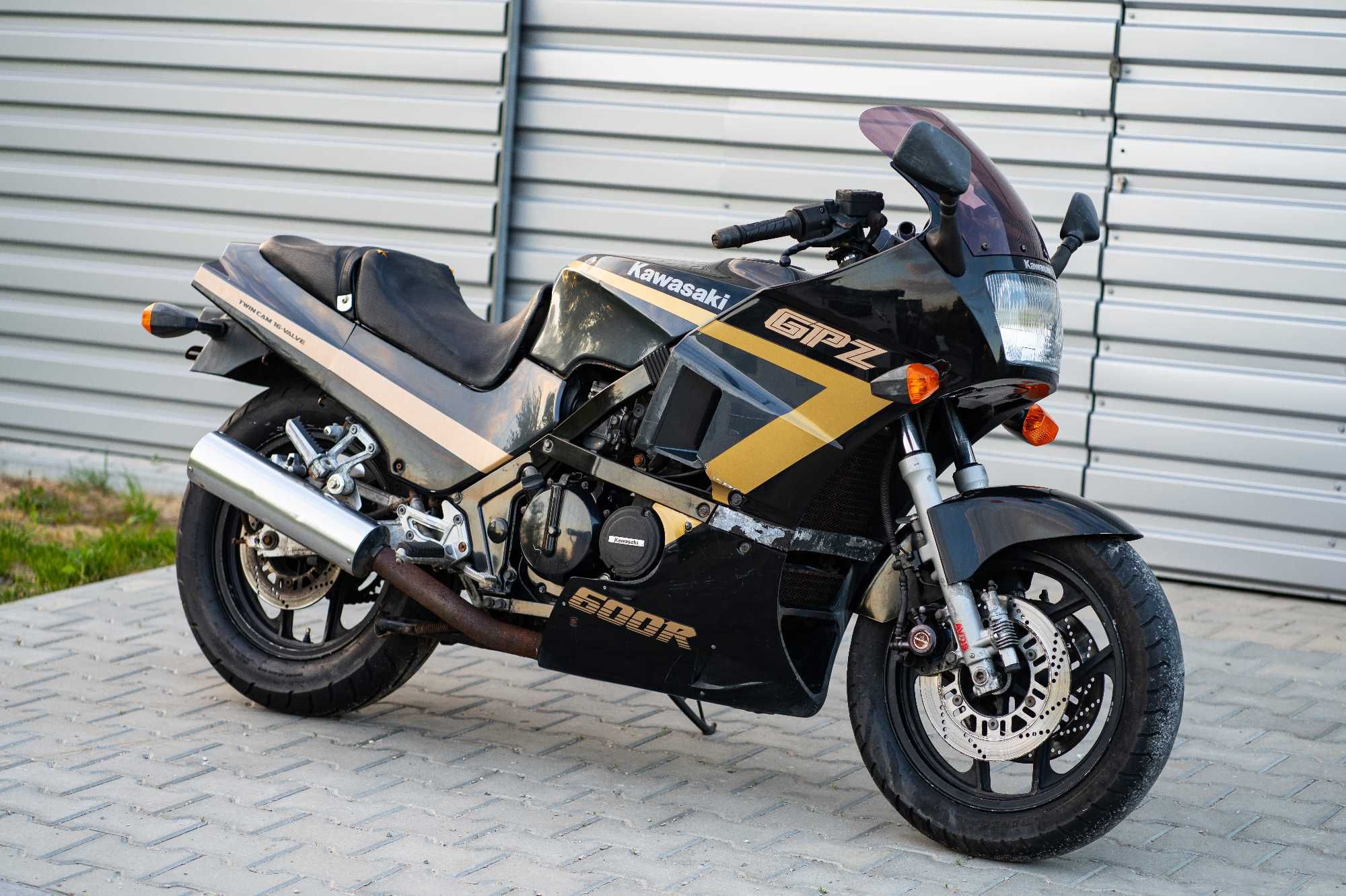 Kawasaki GPZ 600 R GPX Ninja