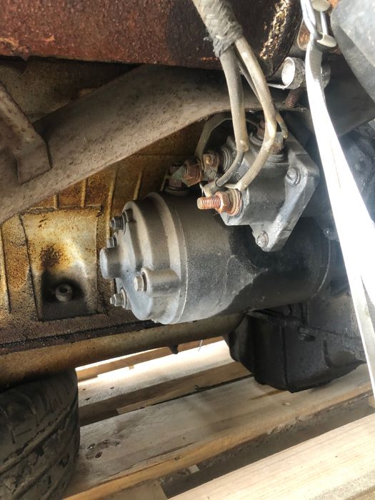 Продам мотор зіл 131 новий