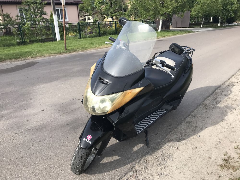 Скутер 150 кубовий Fada