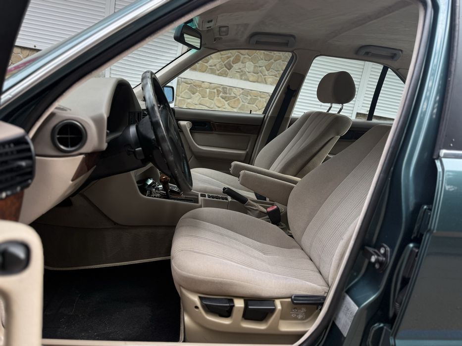 BMW 5 E34 музейна