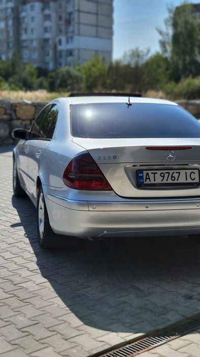 Продаю Mercedes-Benz W211 2.2 cdi автомат