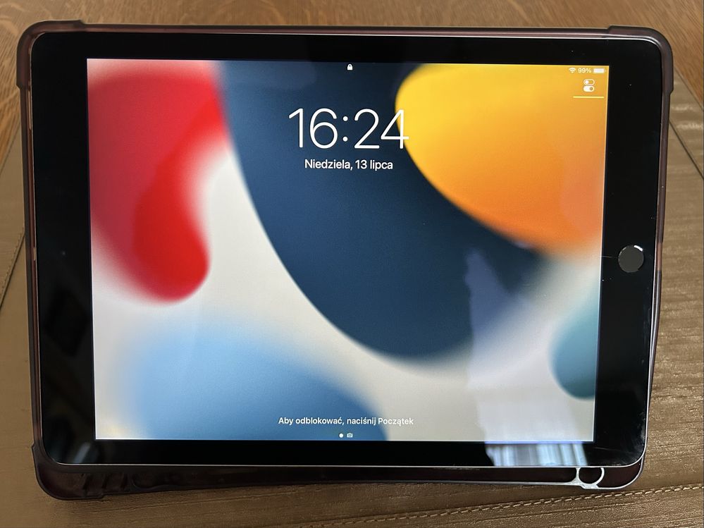 Ipad Air 2 tablet z etui