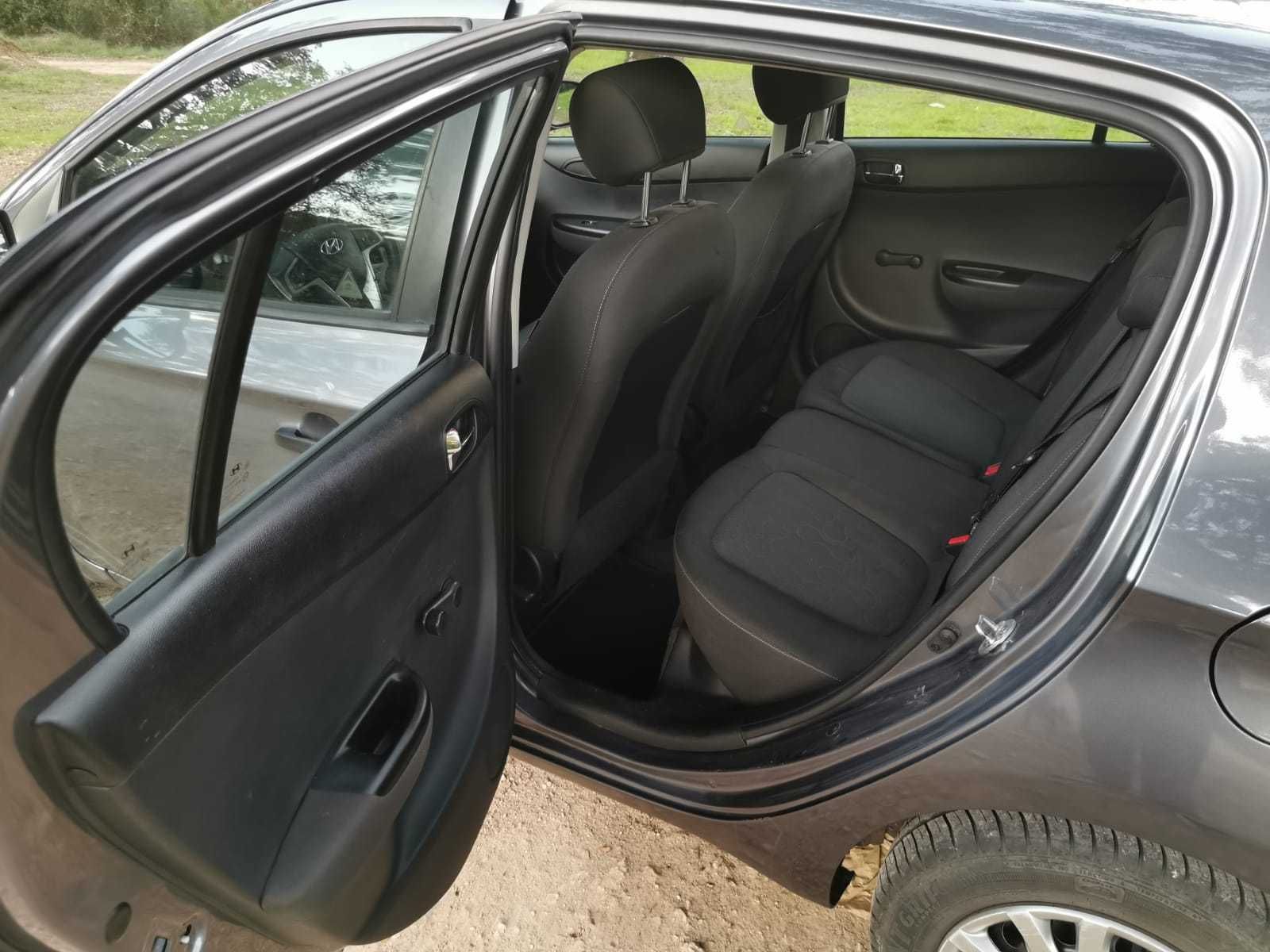 Hyundai i20 - Económico