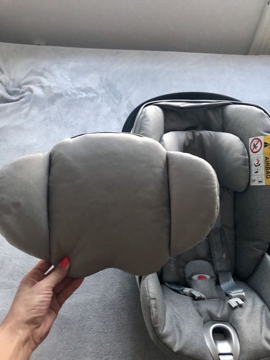 REZERWACJA Cybex fotelik/nosidełko rozkładane 0-13 KOI CRYSTALLIZED