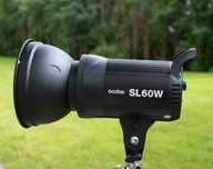 Luz de Estúdio Godox SL60W (Como Nova) – Ideal para Vídeo e Fotografia