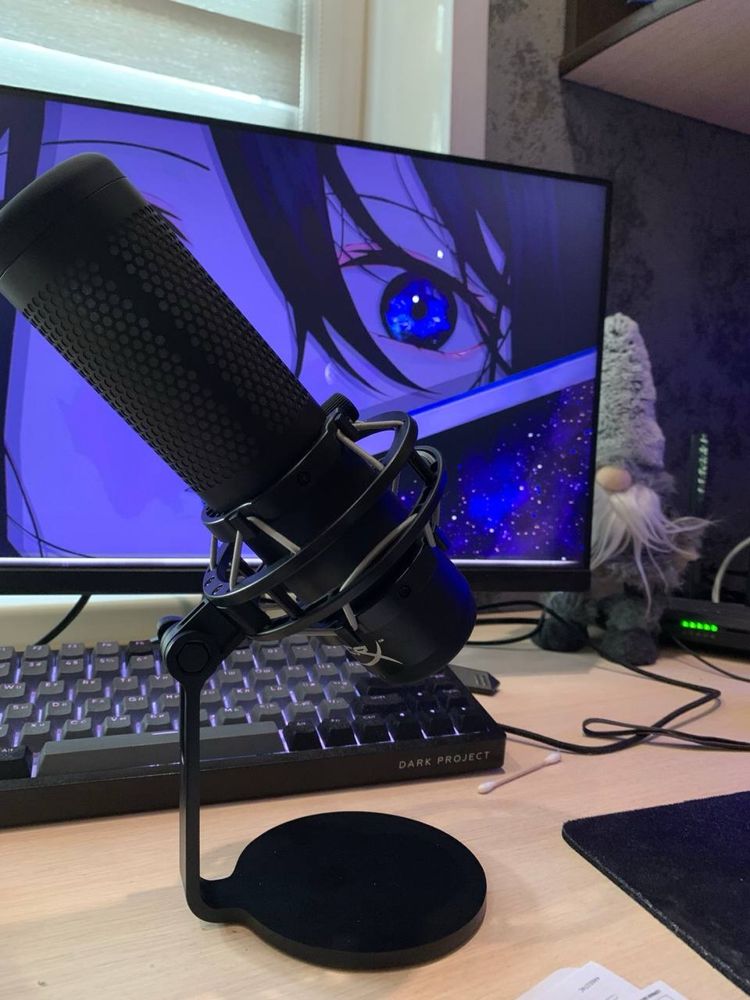 Продам микрофон HyperX QuatCast S