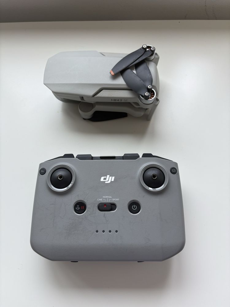 Drone DJI Mini 2 SE + DJI RC-N1