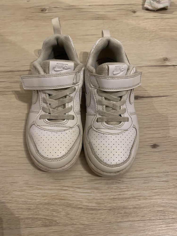 Buty nike białe 28,5