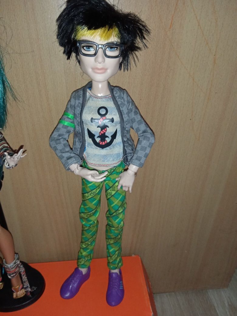 Lalki chłopaki z monster high